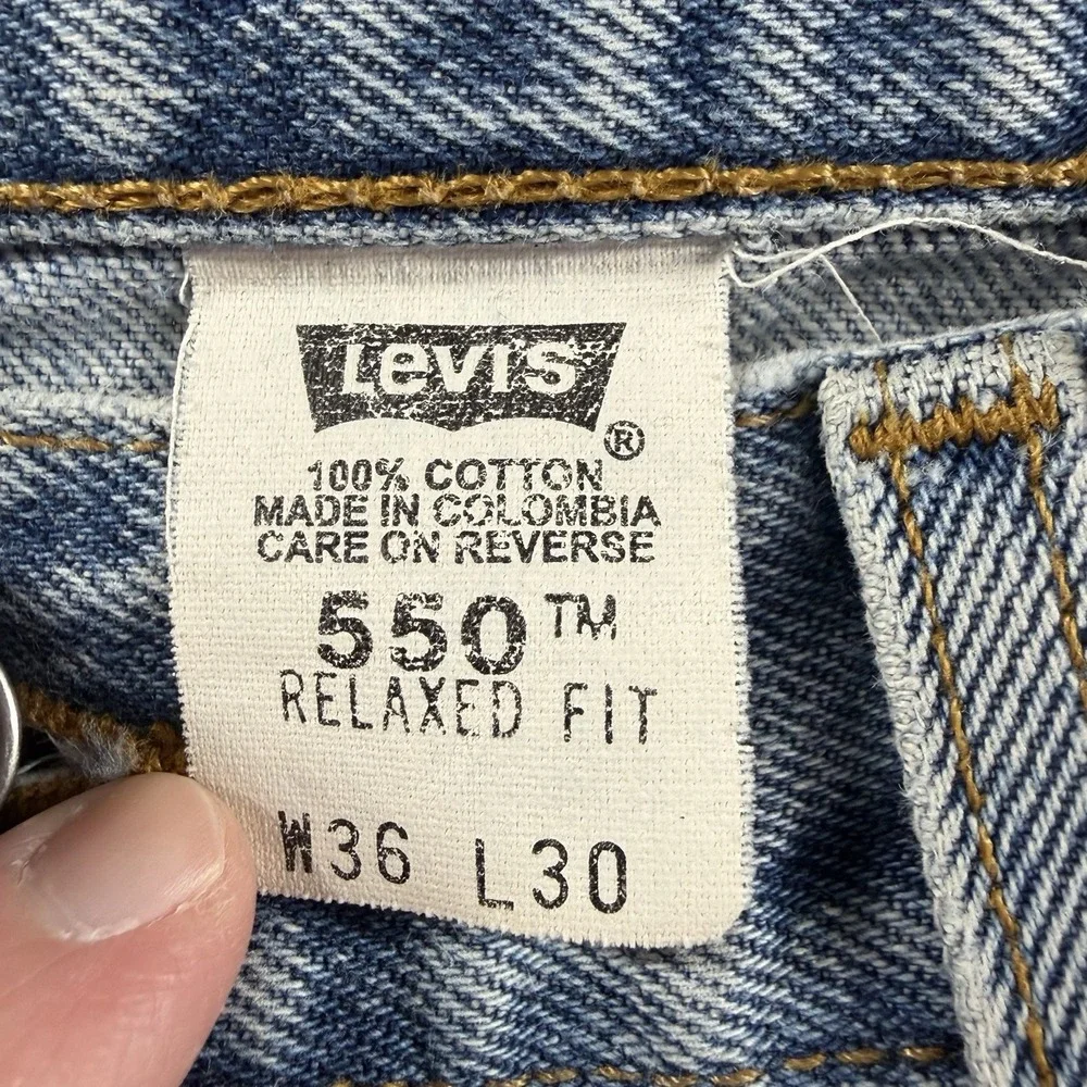 Vintage Levi 550 Jeans Mens 36x30 (Fits 32x28) Light Wash Relaxed Fit Y2K Fade